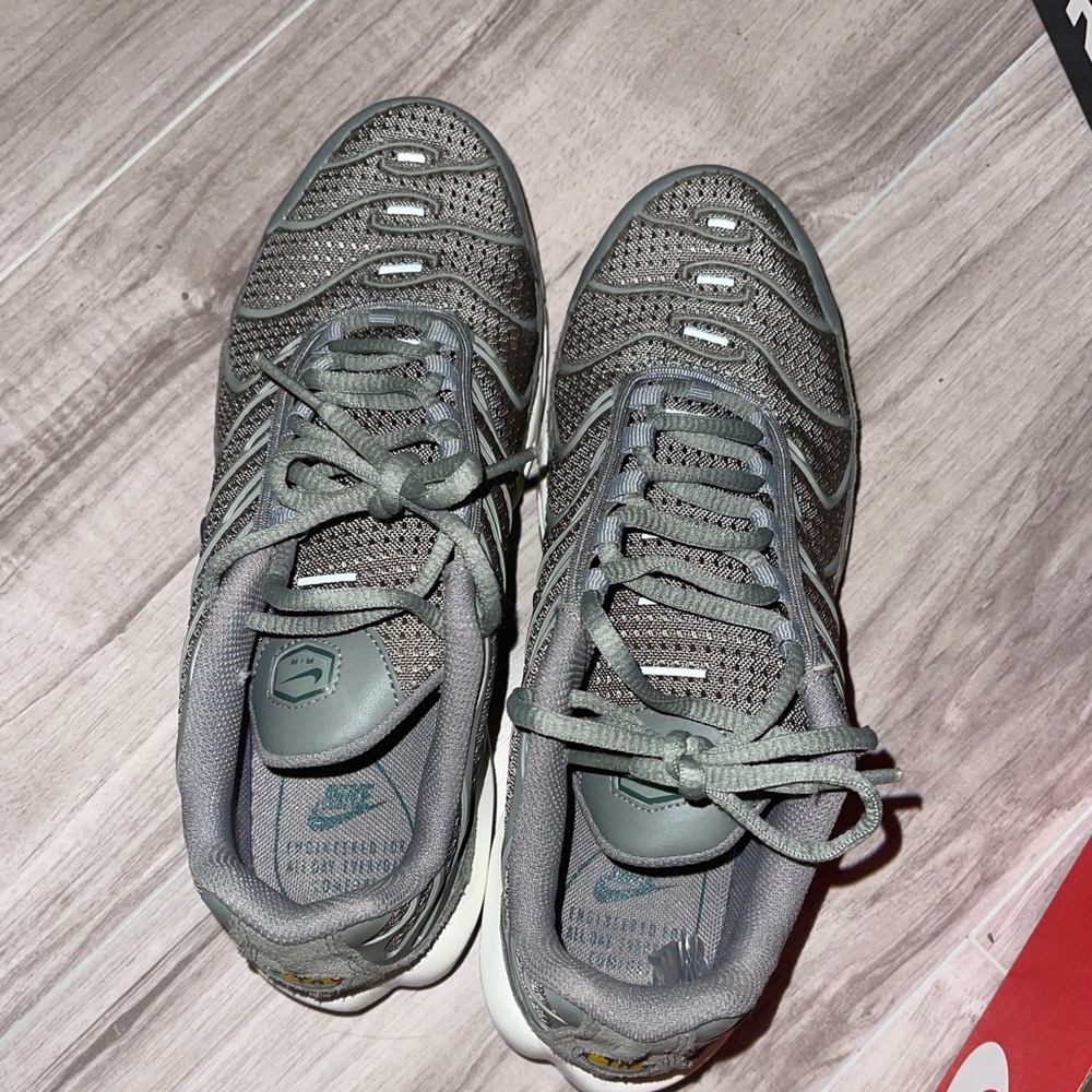 Women air max plus